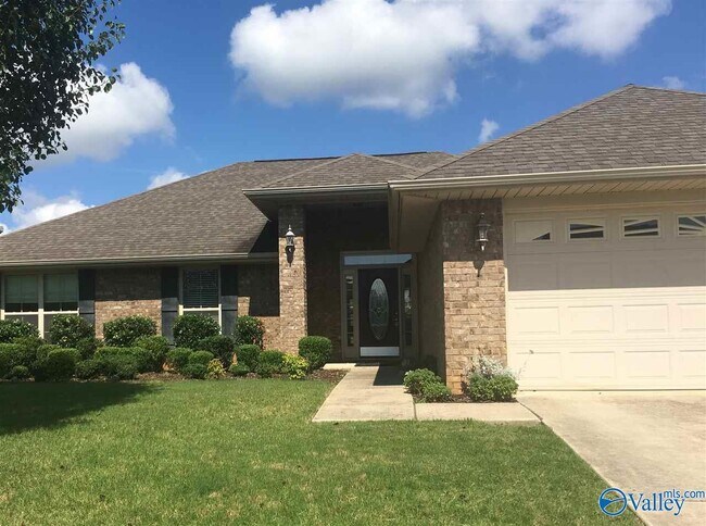 property at 104 Autumn Haven Ln