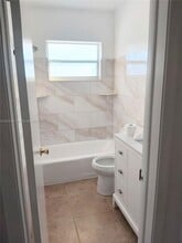 1300 N 17th Ave in Hollywood, FL - Building Photo - Building Photo