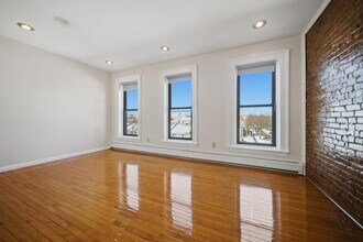 800 Ocean Ave in Jersey City, NJ - Foto de edificio - Building Photo