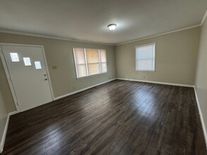 626 Tuckaseege Rd in Mount Holly, NC - Building Photo - Building Photo