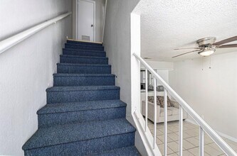 4927 Miller Ave in Fort Worth, TX - Foto de edificio - Building Photo