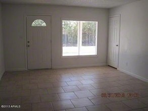 125-127 S 95th St in Mesa, AZ - Foto de edificio - Interior Photo