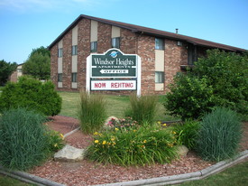 Windsor Heights Apartments