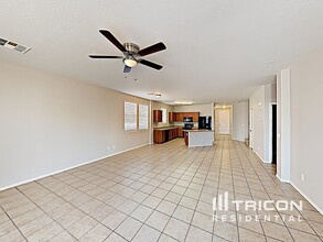 45438 W Guilder Ave in Maricopa, AZ - Building Photo - Building Photo