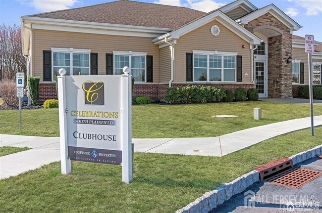 547 E Celebration Way
