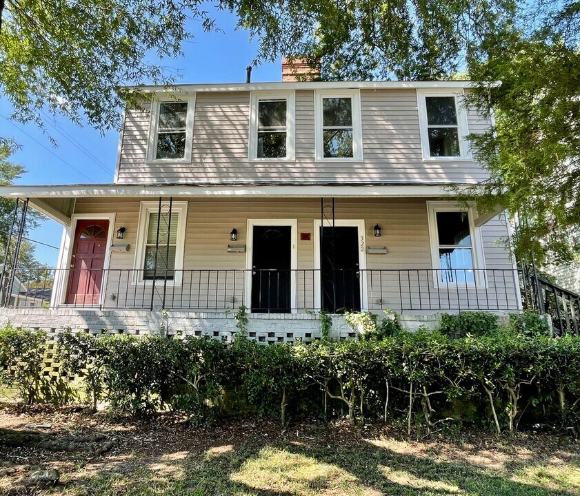 322 Oliver St in West Columbia, SC - Building Photo