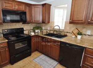 174 Claybourne Ave S in South Salt Lake, UT - Building Photo - Building Photo