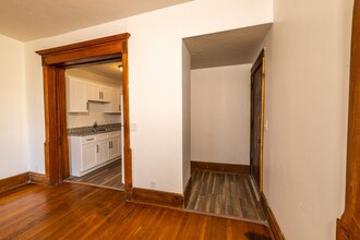 409 N 25th St in Lincoln, NE - Building Photo - Building Photo