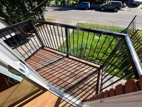 253 SE Kelly Ave in Gresham, OR - Building Photo - Building Photo