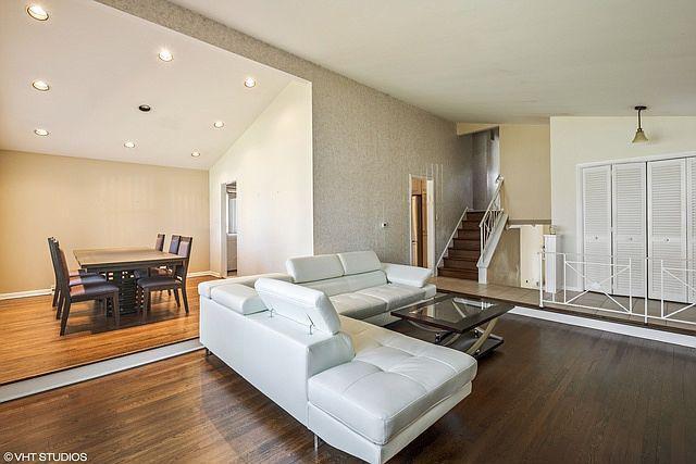 614 Leamington Ave in Wilmette, IL - Building Photo - Building Photo