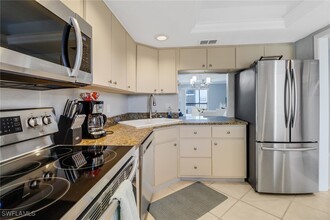 9395 Pennsylvania Ave in Bonita Springs, FL - Building Photo - Building Photo