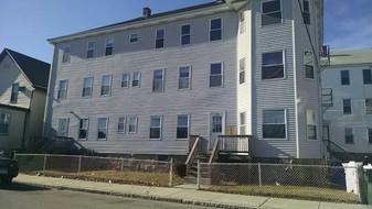 117 Boyden St Apartments