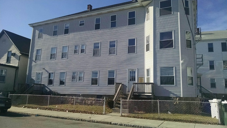 117 Boyden St in Fall River, MA - Building Photo