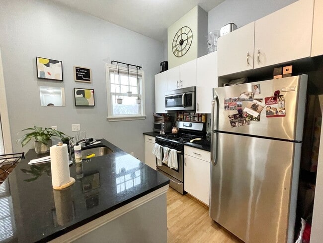 195 W 3rd St in Boston, MA - Building Photo - Building Photo