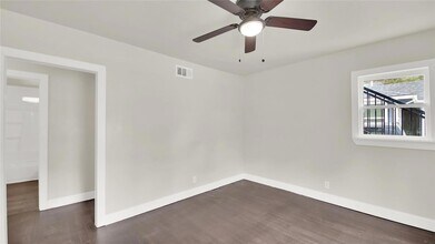 4008 Speedway in Austin, TX - Foto de edificio - Building Photo