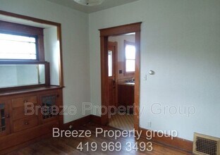 1525 Kelsey Ave in Toledo, OH - Building Photo - Building Photo
