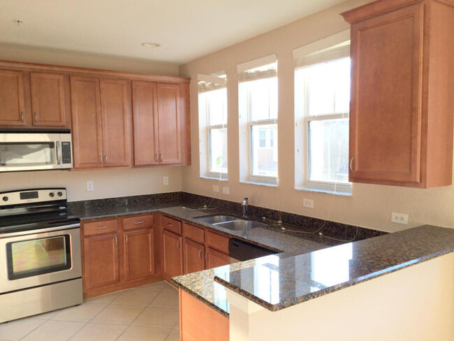 447 Corte Madera Ln-Unit -7 in West Palm Beach, FL - Building Photo - Building Photo