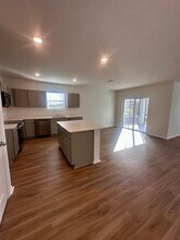 4425 Boxelder Ave in Parrish, FL - Foto de edificio - Building Photo