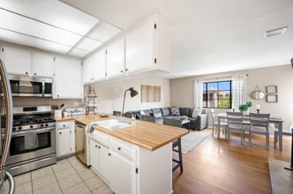 1121 Pittsfield Ln in Ventura, CA - Building Photo - Building Photo