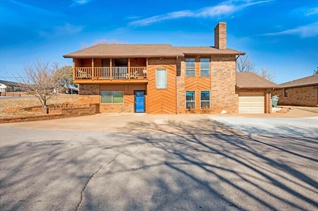 1519 Lexington Ave in Clinton, OK - Foto de edificio - Building Photo