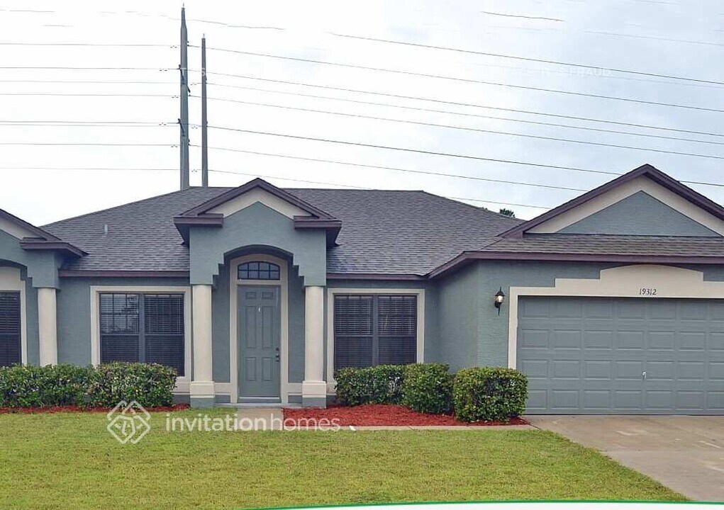 19312 Timber Pine Ln in Orlando, FL - Building Photo