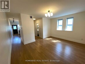 1340-1340 King St W in Toronto, ON - Building Photo - Building Photo