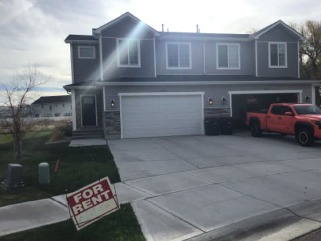 property at 3420 E Guila Dr