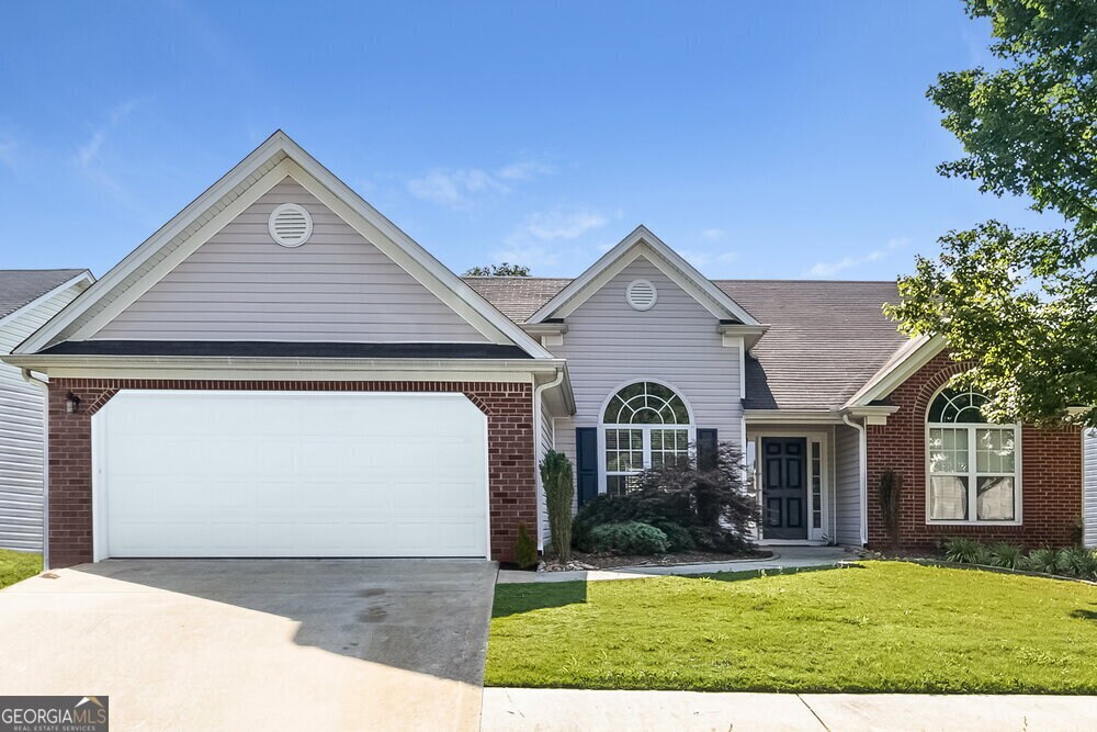 31 Alessie Park Ln in Newnan, GA - Building Photo