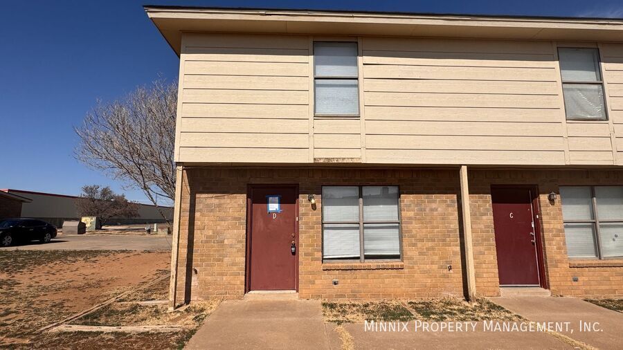 5802 6th St in Lubbock, TX - Building Photo