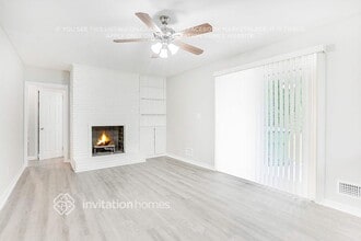 1499 Mill Acres Dr SW in Atlanta, GA - Building Photo - Building Photo