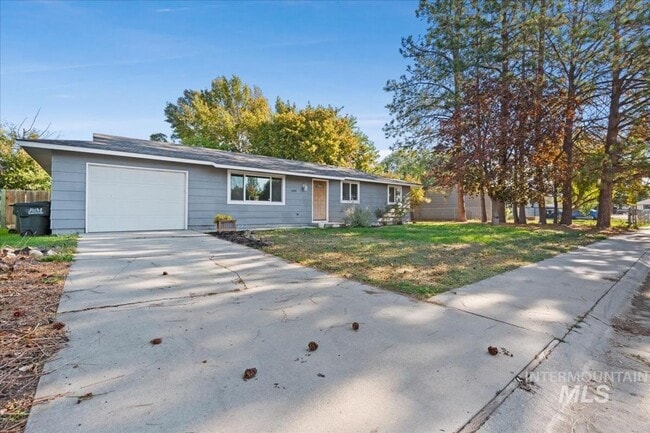 680 W Mendi Pl in Kuna, ID - Building Photo - Building Photo