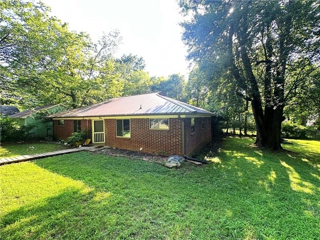 property at 515 Fallin Ave