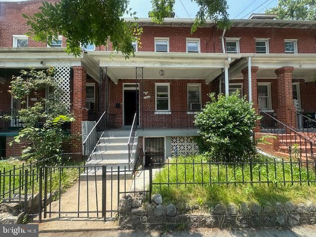property at 1919 16th St SE