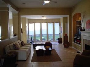 10003 Sand Dollar Dr in Houston, TX - Building Photo - Building Photo