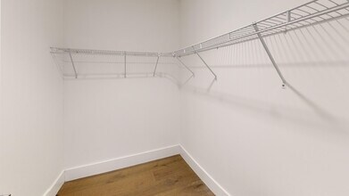 214 Market St, Unit 201 in Boston, MA - Building Photo - Building Photo