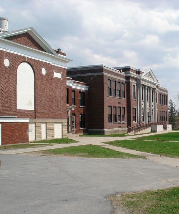 Hilltop Apartments in Adams, NY - Building Photo