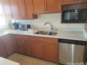 21 Craigside Pl in Honolulu, HI - Building Photo - Building Photo