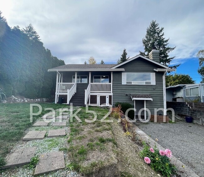 property at 5010 N Defiance St