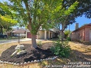 6426 Lochglen in San Antonio, TX - Building Photo - Building Photo