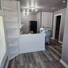 107 Quinn St in Thorndale, TX - Building Photo - Building Photo