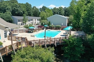 Harbor Village Apartments