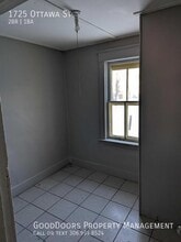 1725 Ottawa St in Regina, SK - Building Photo - Building Photo