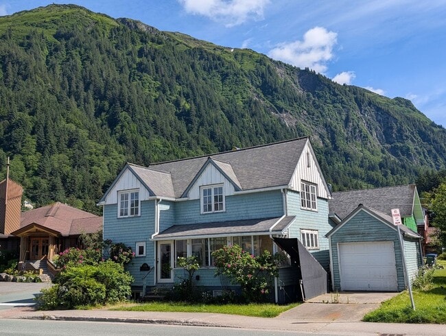 property at 939 Glacier Ave
