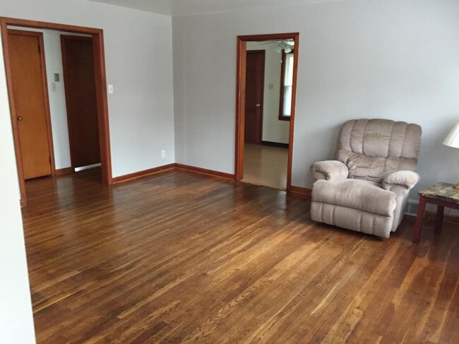 178 N 4th St, Unit 178 in Indiana, PA - Building Photo - Building Photo