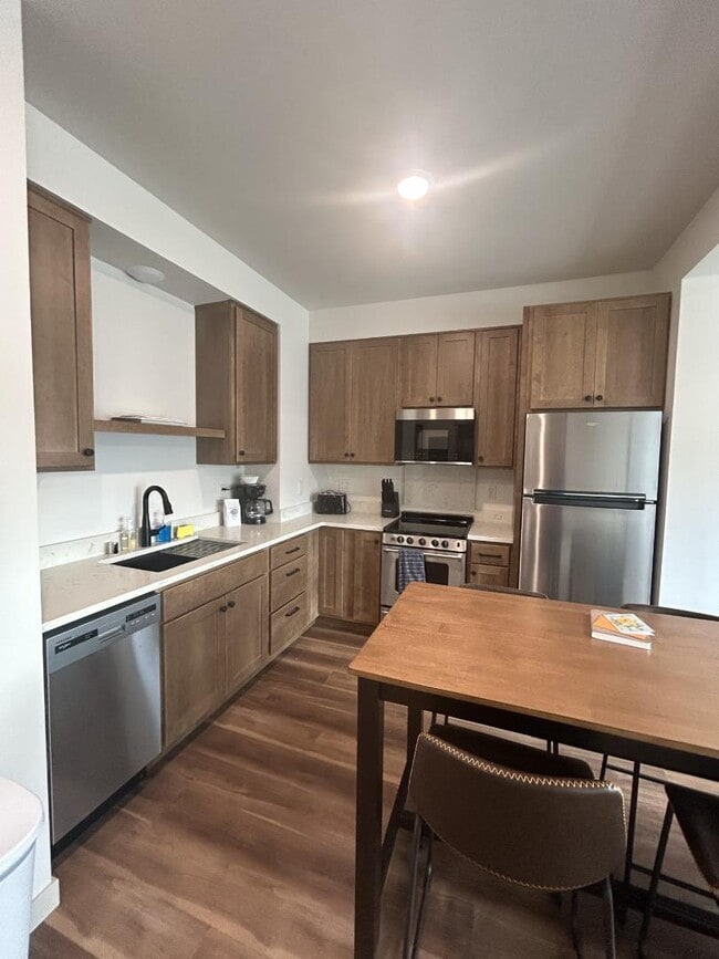 4049 Tongass Ave in Ketchikan, AK - Building Photo - Building Photo