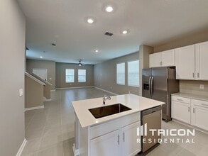 733 Honeyrock St in Debary, FL - Building Photo - Building Photo