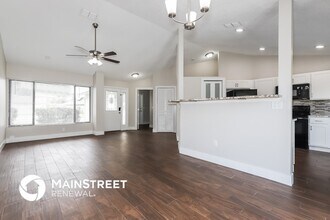 1515 Kestrel Way in Brandon, FL - Building Photo - Building Photo