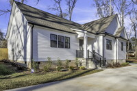 33 Celand St in Greenville, SC - Foto de edificio - Building Photo