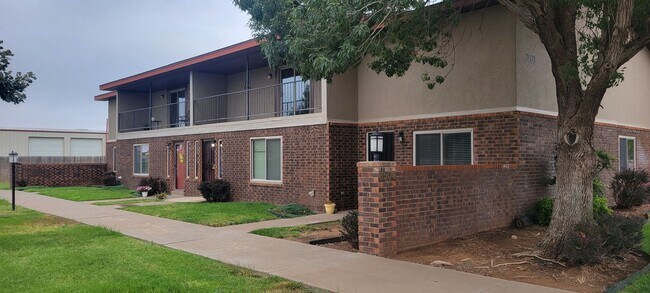 3500 Adenmor Ct in Clovis, NM - Building Photo - Building Photo