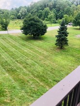 90 Southview Rd in Mcdonald, PA - Building Photo - Building Photo